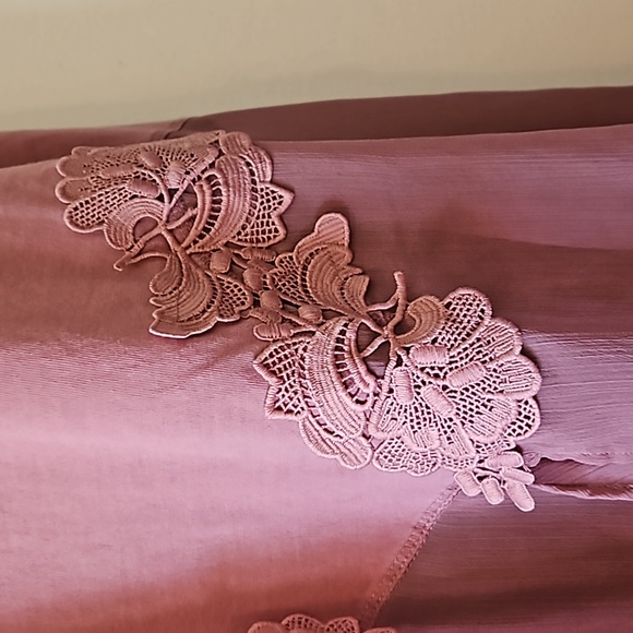 Anthropologie Akemi + Kin Kris Lace Tunic EUC - Picture 4 of 9